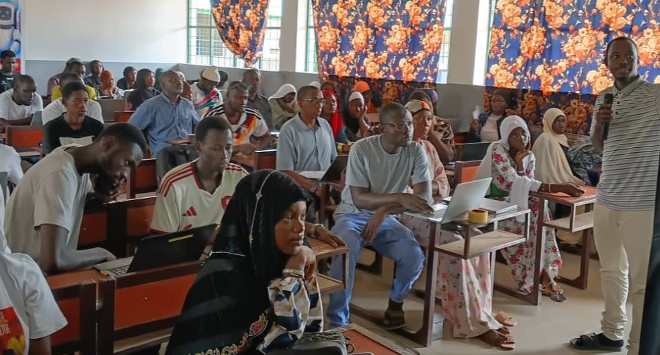 Computer Training — Darsilami, The Gambia (6)